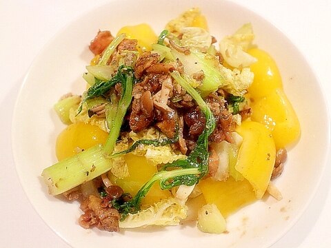 【レトルト活用】鶏の炭火焼きでイタリアン肉野菜炒め